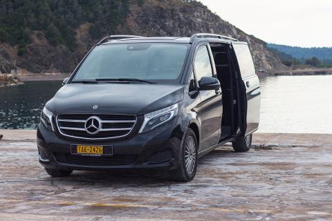 Vip Taxi Van Apostolou